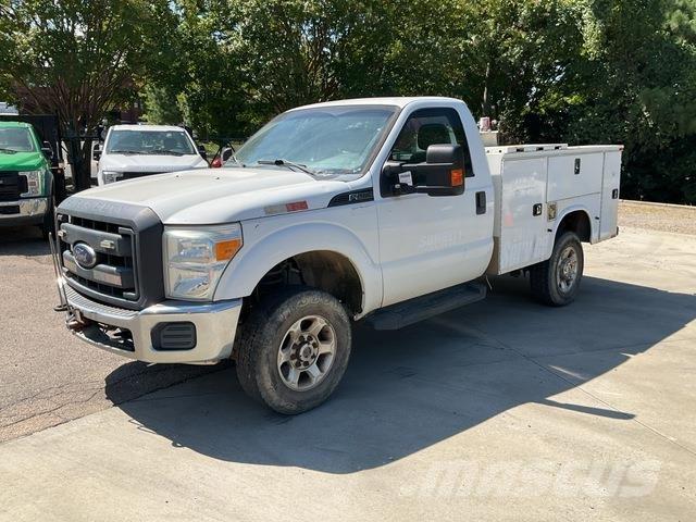 Ford F-250 皮卡车