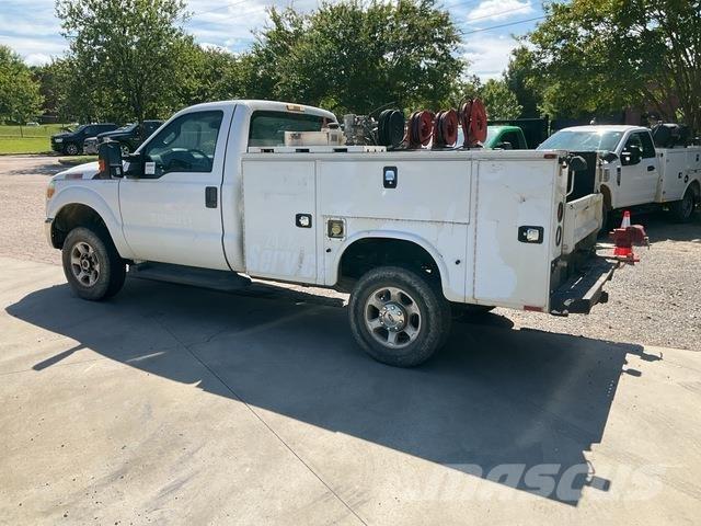 Ford F-250 皮卡车