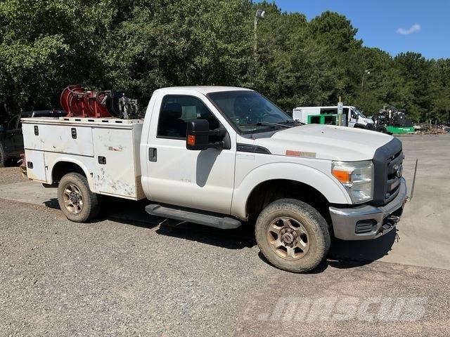 Ford F-250 皮卡车