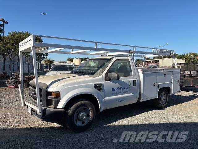 Ford F-250 皮卡车