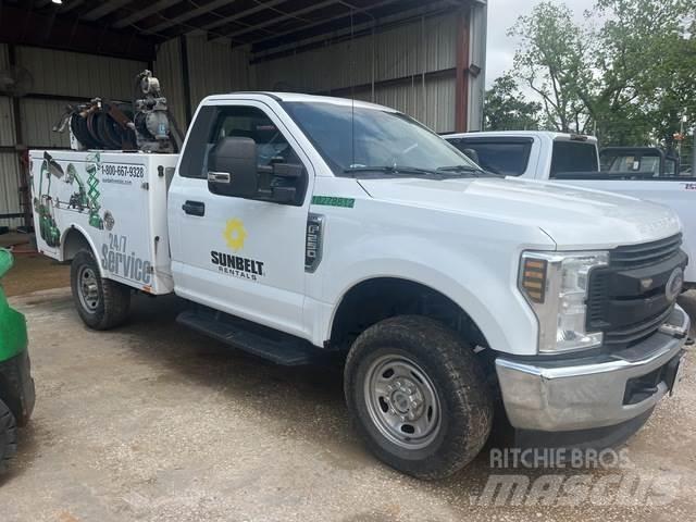 Ford F-250 建筑机械-其他