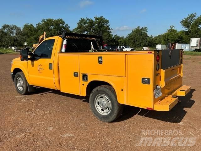Ford F-250 皮卡车