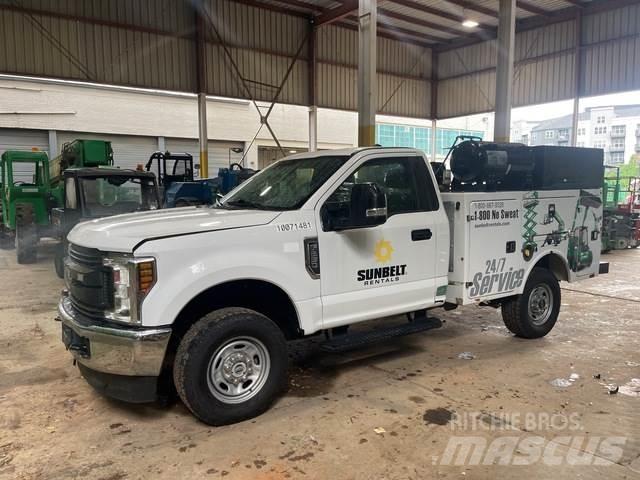 Ford F-250 皮卡车