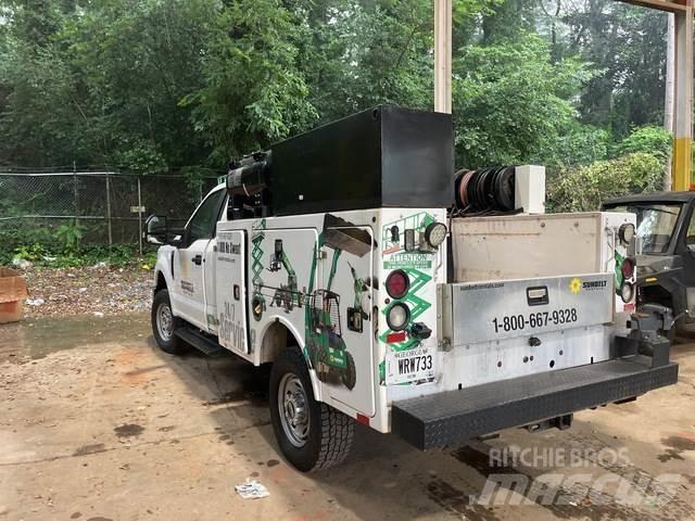 Ford F-250 皮卡车