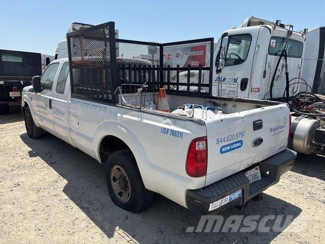 Ford F-250 皮卡车