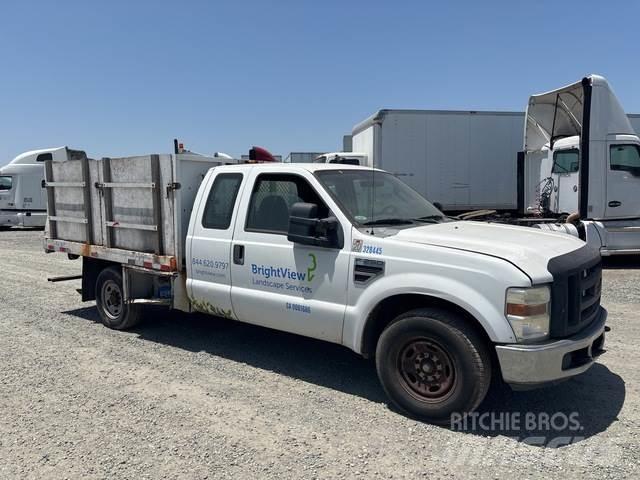 Ford F-250 平板栏板货车