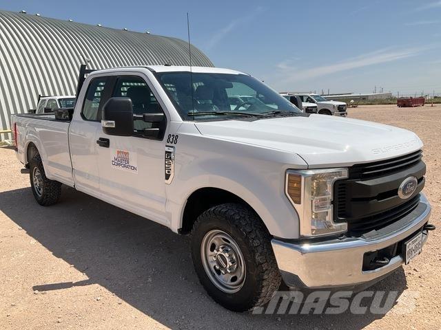 Ford F-250 皮卡车