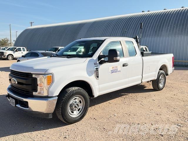 Ford F-250 皮卡车