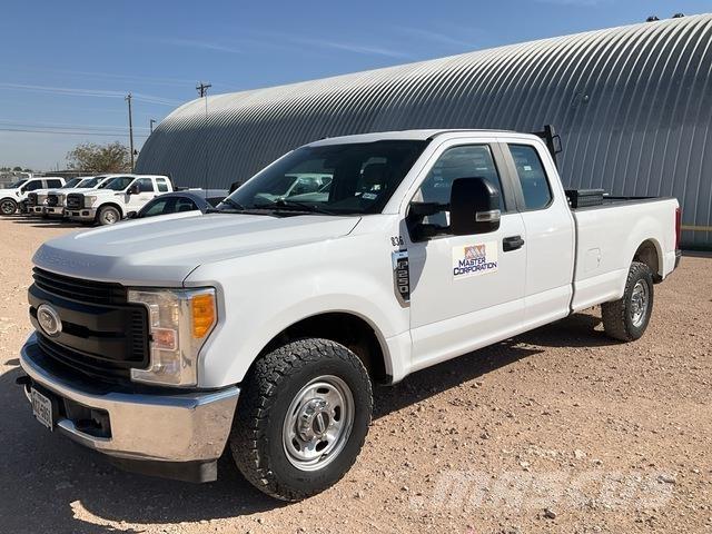Ford F-250 皮卡车