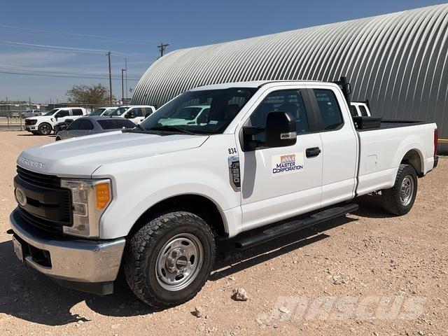 Ford F-250 皮卡车