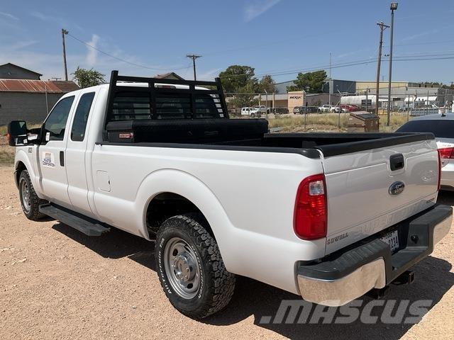 Ford F-250 皮卡车