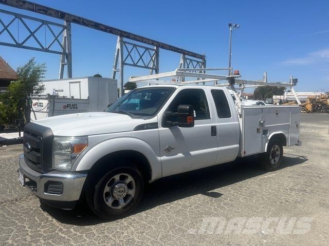 Ford F-250 皮卡车