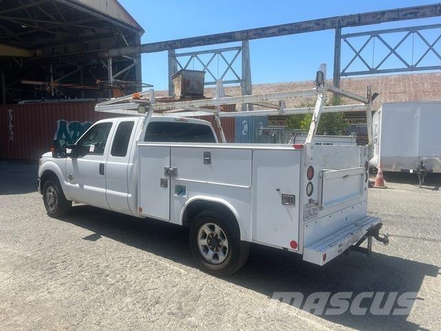 Ford F-250 皮卡车