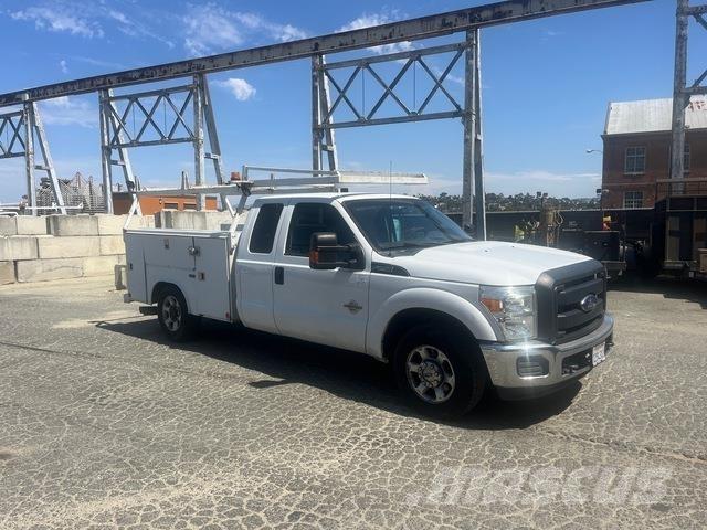 Ford F-250 皮卡车
