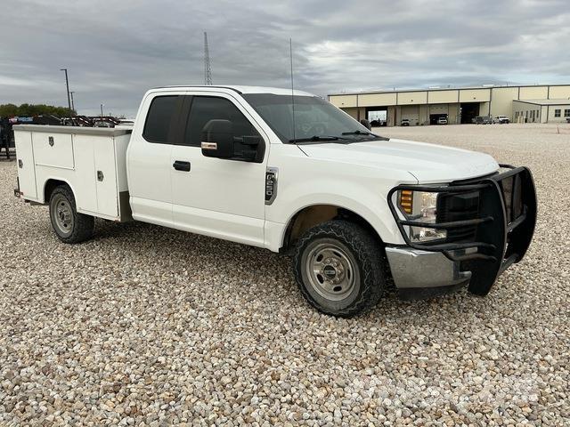 Ford F-250 皮卡车