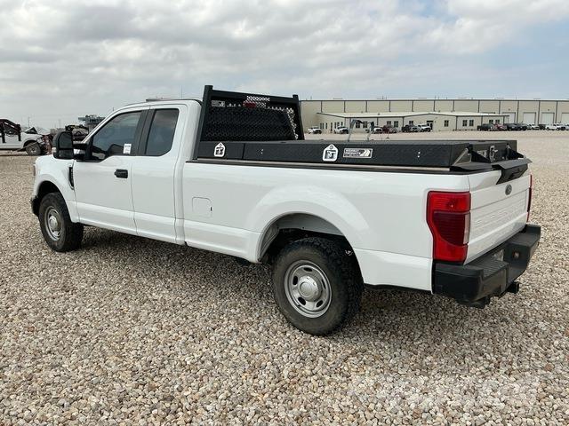 Ford F-250 皮卡车