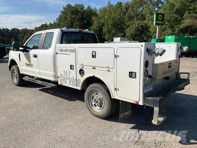 Ford F-250 皮卡车