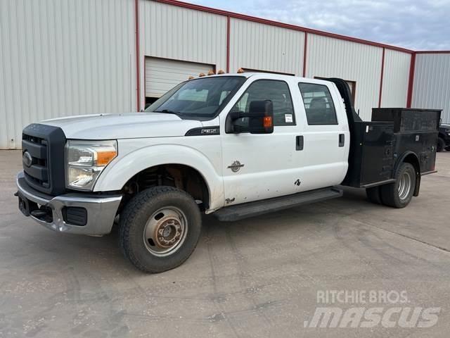 Ford F-350 皮卡车