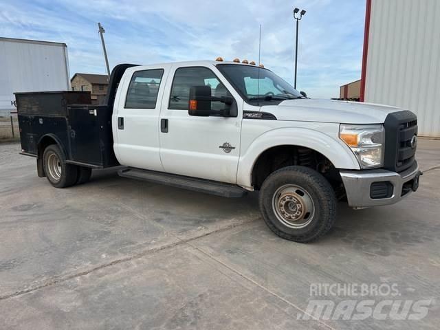 Ford F-350 皮卡车