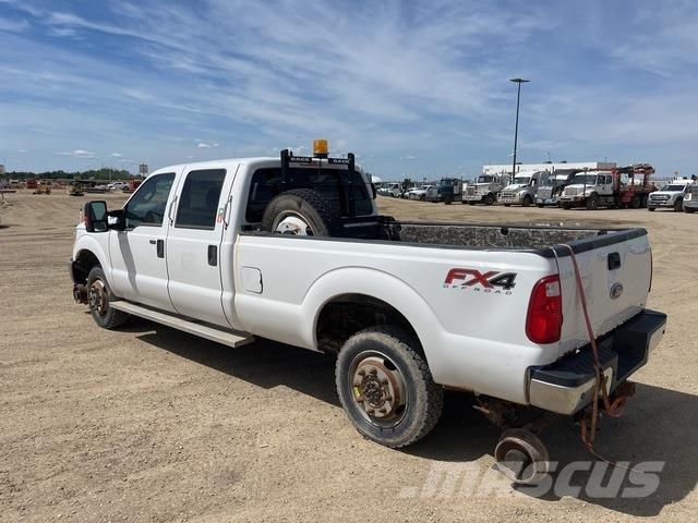 Ford F-350 皮卡车