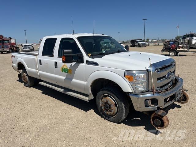 Ford F-350 皮卡车