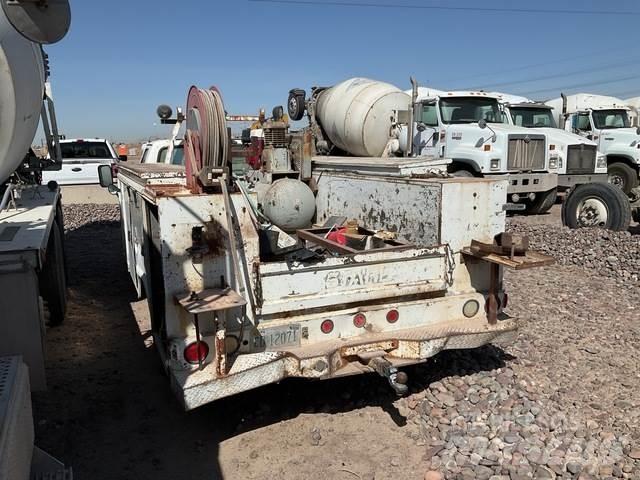 Ford F-350 皮卡车