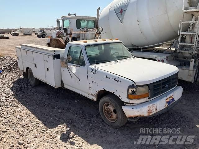 Ford F-350 皮卡车