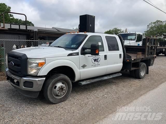 Ford F-350 平板栏板货车