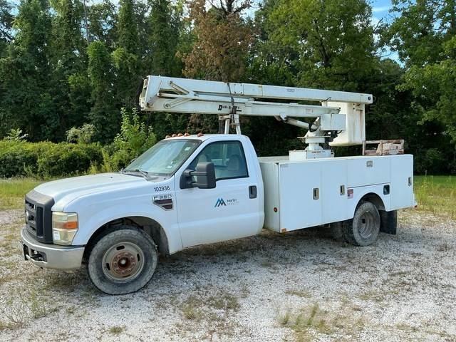 Ford F-350 车载式高空作业车
