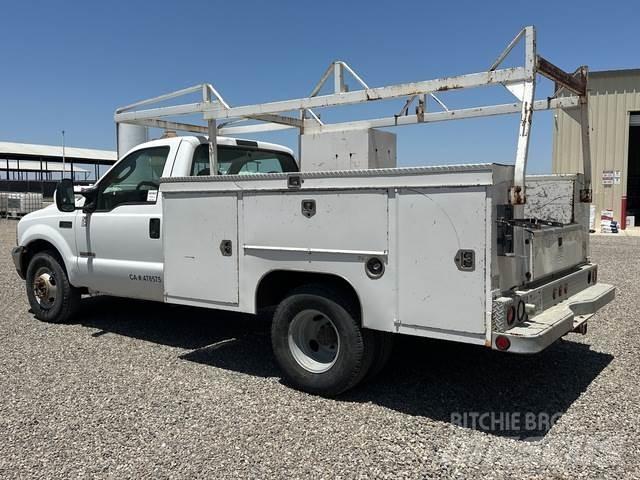 Ford F-350 皮卡车