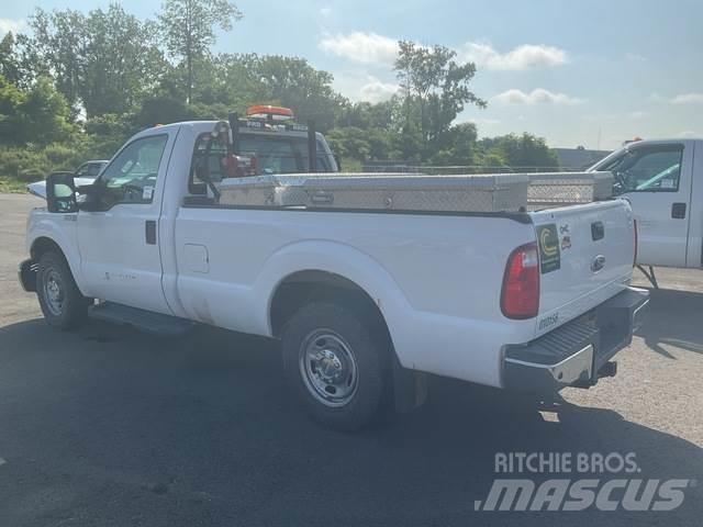 Ford F-350 其他