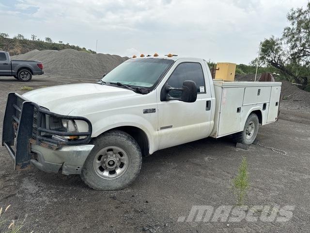 Ford F-350 皮卡车