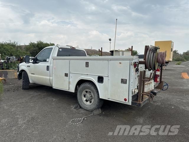 Ford F-350 皮卡车