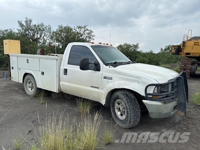 Ford F-350 皮卡车