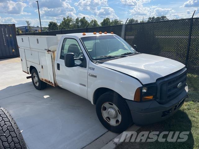 Ford F-350 皮卡车