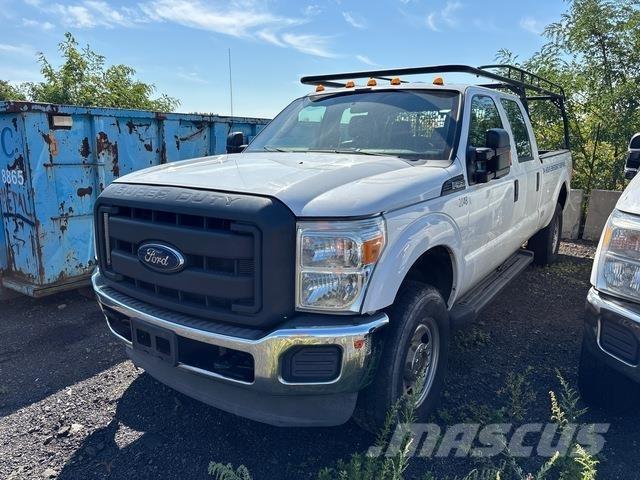 Ford F-350 皮卡车