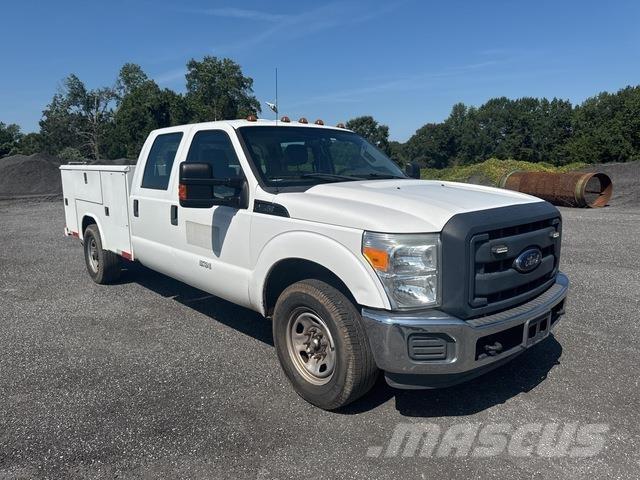 Ford F-350 皮卡车