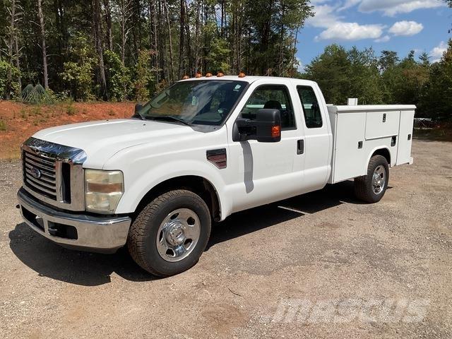 Ford F-350 皮卡车