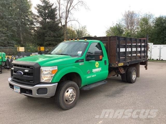 Ford F-350 平板栏板货车