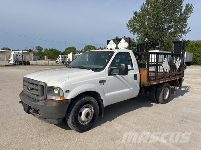 Ford F-350 平板栏板货车