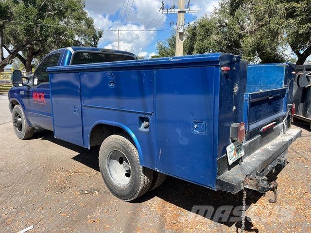 Ford F-350 皮卡车