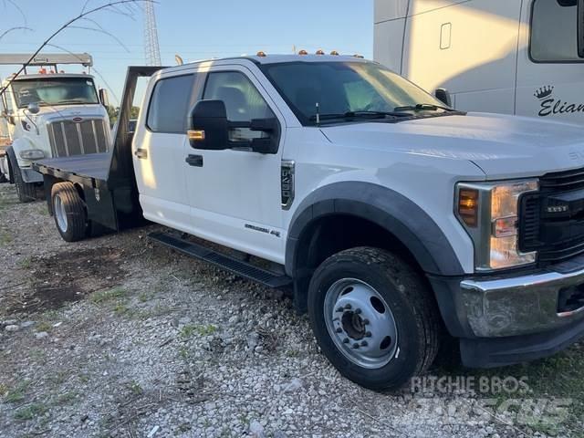 Ford F-450 平板栏板货车