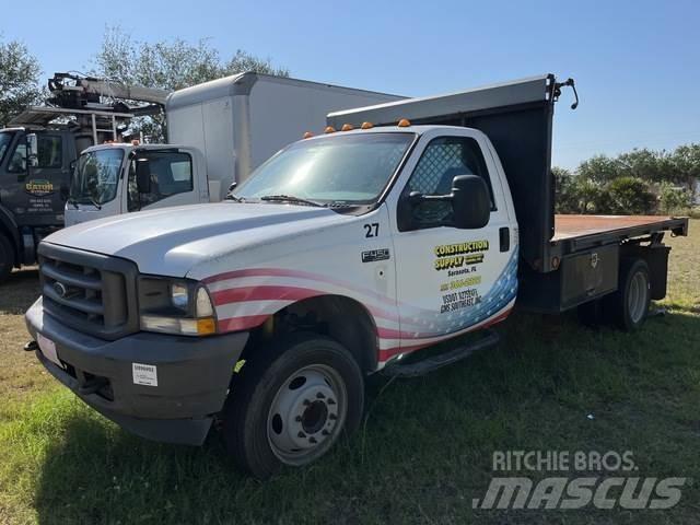 Ford F-450 平板栏板货车