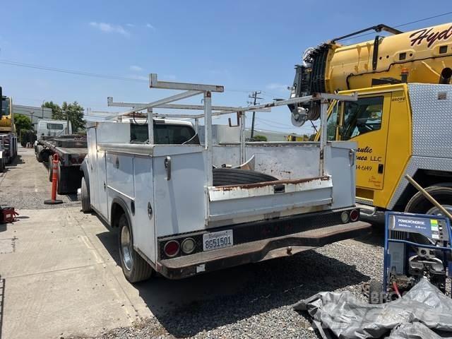Ford F-450 皮卡车