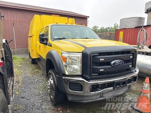 Ford F-450 皮卡车