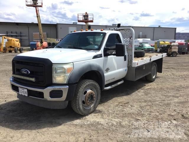 Ford F-450 平板栏板货车