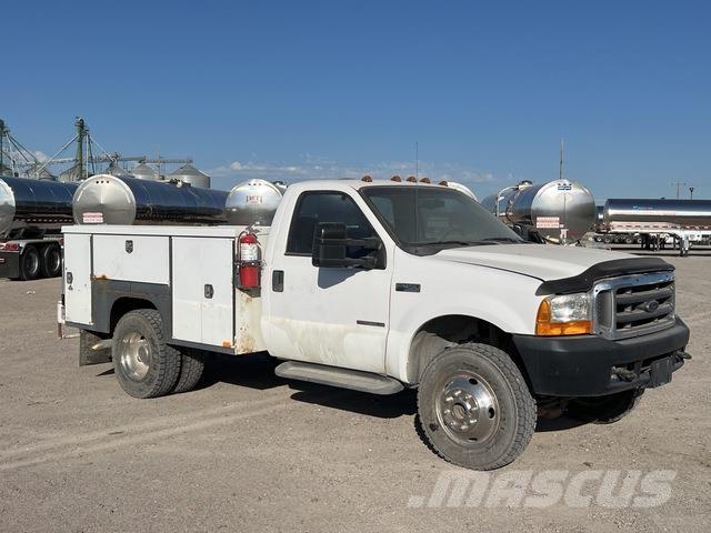 Ford F-450 皮卡车