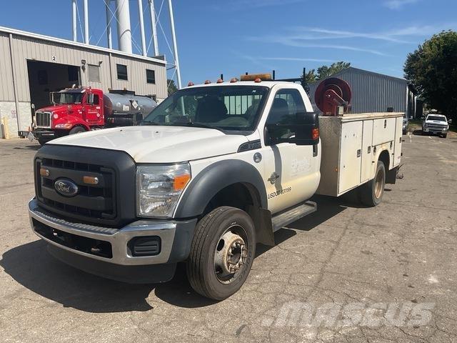 Ford F-450 市政车