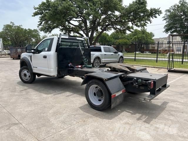 Ford F-550 铰接式自卸车