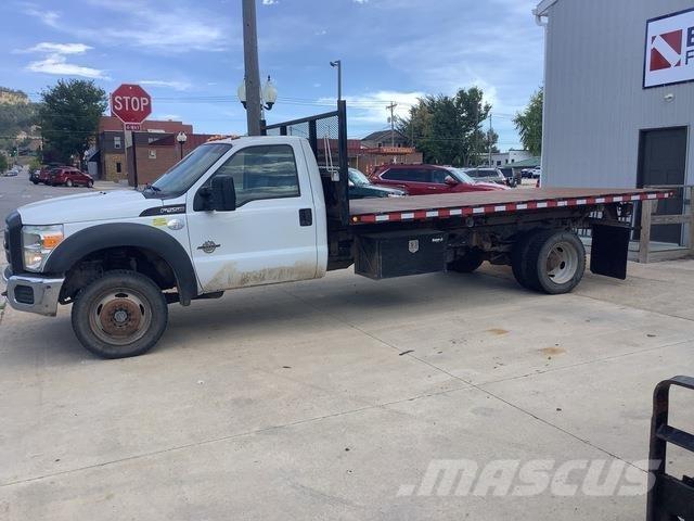 Ford F-550 自卸式货车